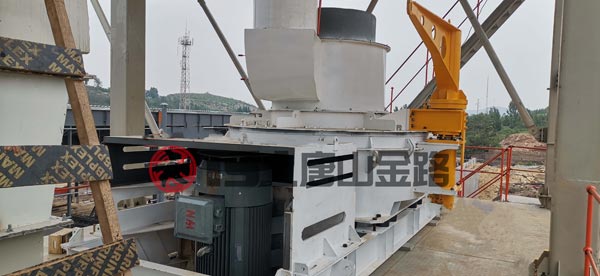 錘破、對輥破、立軸沖擊破三種制砂設(shè)備優(yōu)劣對比