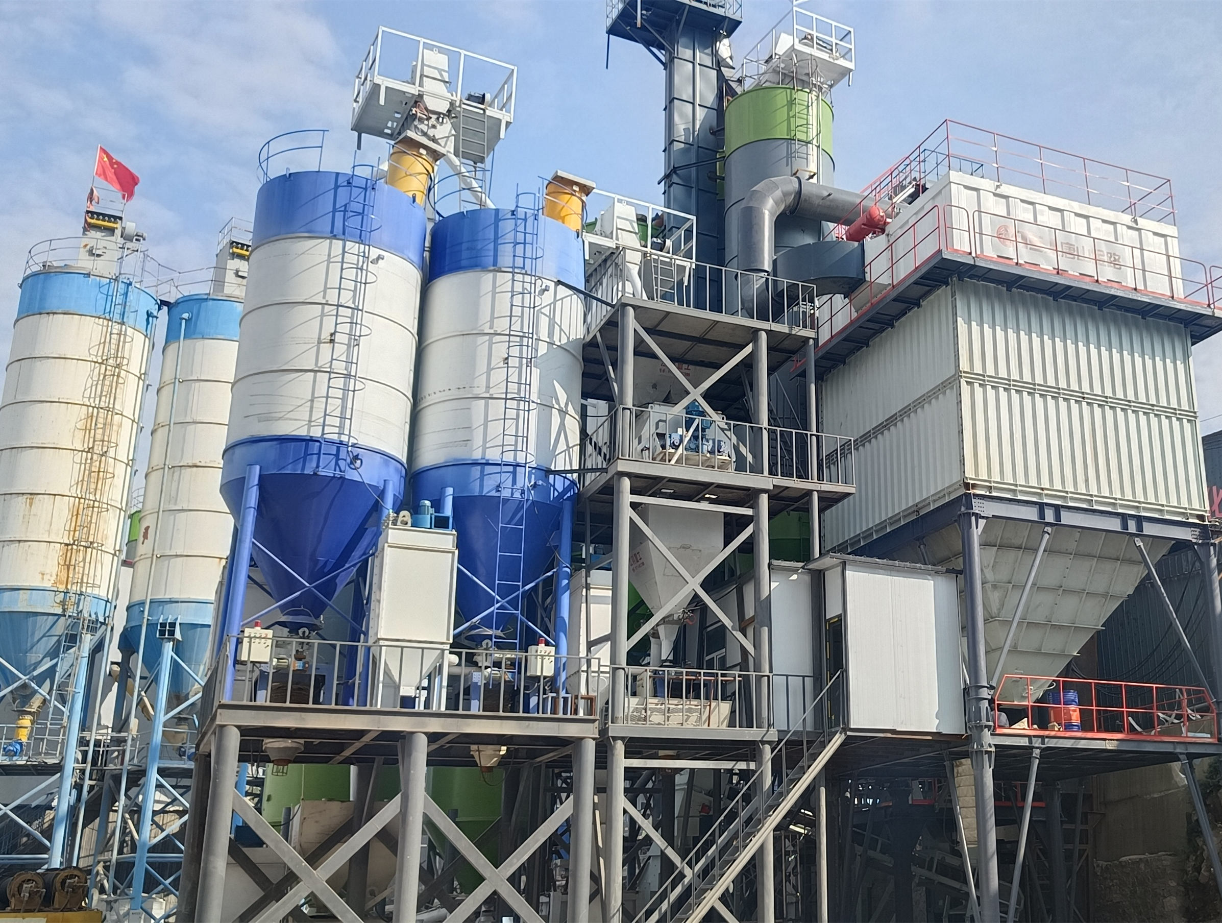 投資一套制砂樓或者一條制砂生產(chǎn)線需要考慮哪些因素呢？